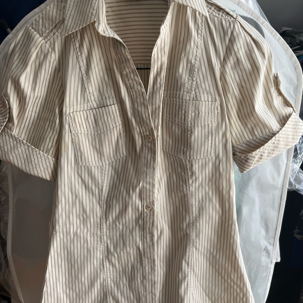 Zara women’s blouse button down Size xs white w tan stripes